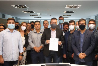 Prefeito de Campos obtém apoio do governador Cláudio Castro pelo veto à lei que ameaça municípios produtores de petróleo