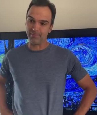 Tadeu Schmidt - Reprodução de vídeo