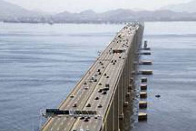 Quase 2 milhões de veículos passarão na Ponte Rio-Niterói para virada