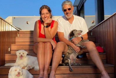 Esposa de William Bonner compartilha foto com os cães 