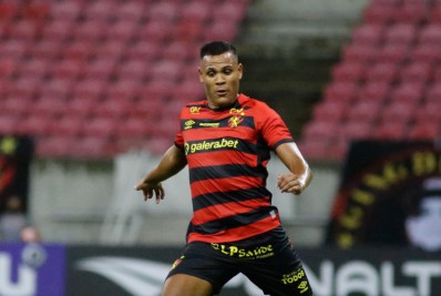 Sport faz contraproposta ao Shimizu-JAP para vender Mikael, mas clube japonês desiste e mira Cleber, do Ceará