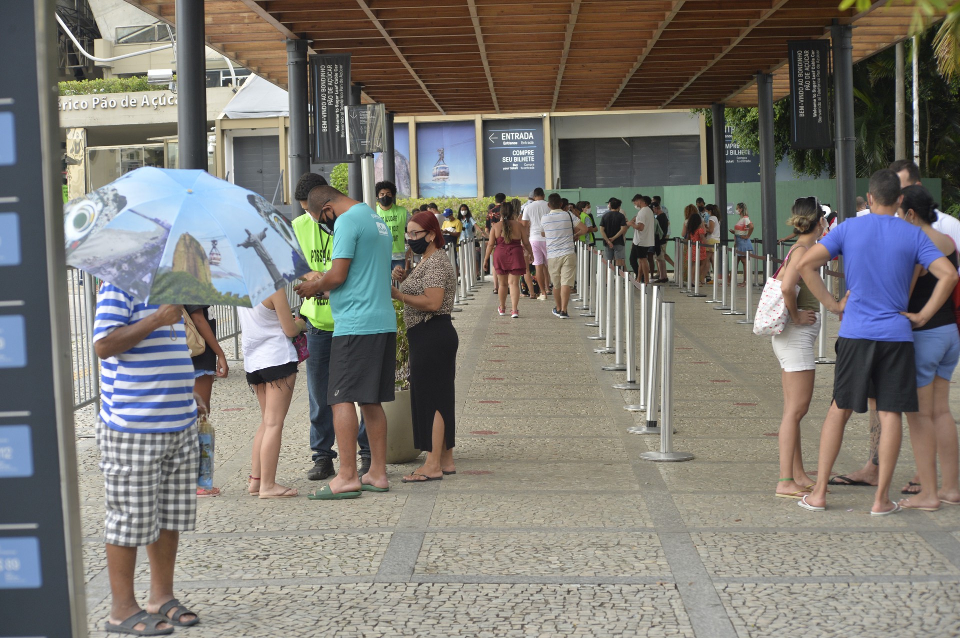 Movimenta&ccedil;&atilde;o no bondinho do Pao de A&ccedil;&uacute;car neste s&aacute;bado (1&ordm;) - Fabio Costa/Ag&ecirc;ncia O Dia                    