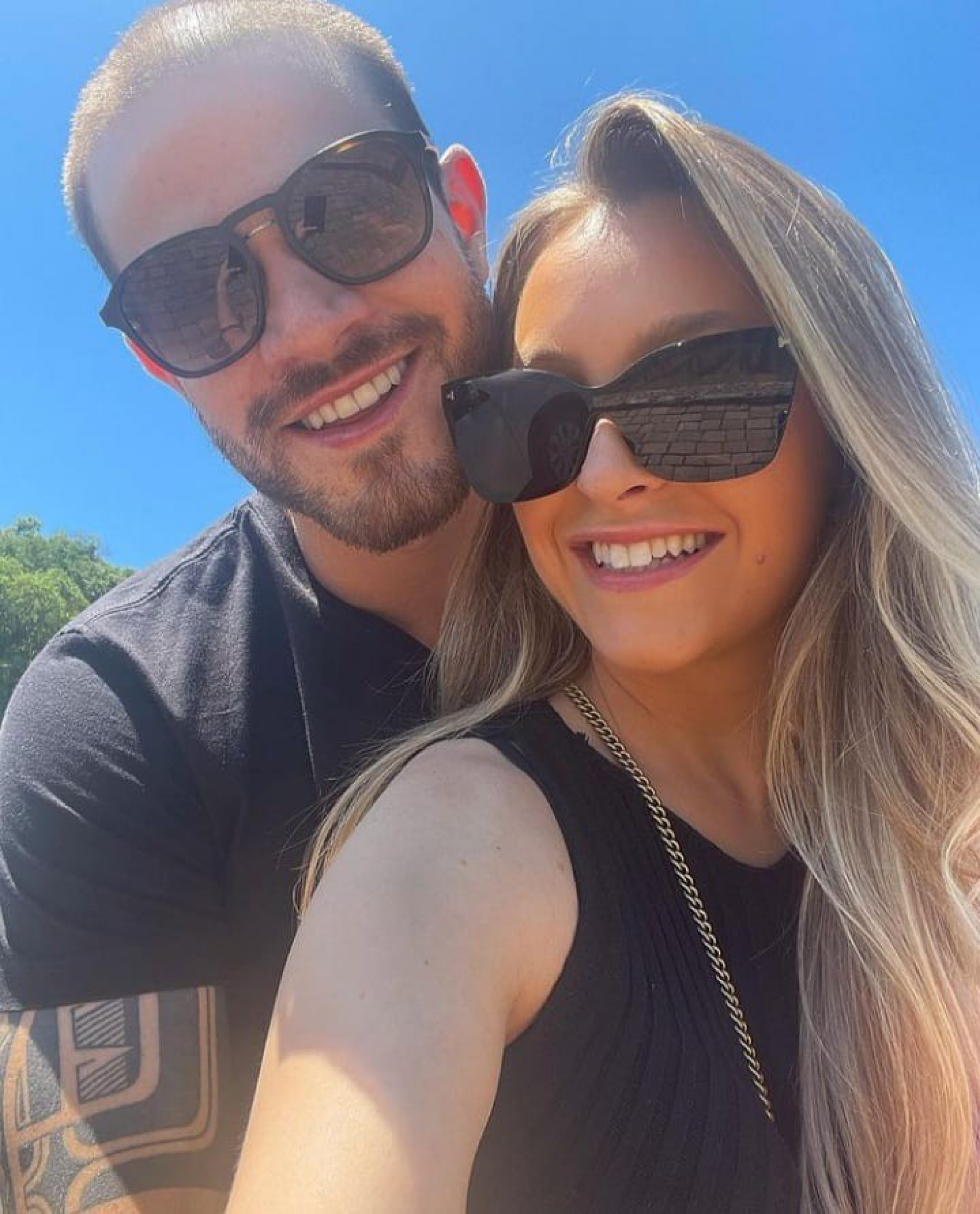 Carla Diaz posou com o novo namorado - Reprodução/Instagram