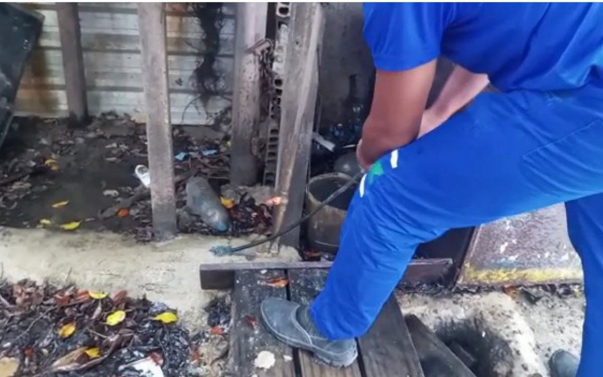 Todas as construções, erguidas em área pública, pertencem ao miliciano Emerson Portela Claudino, segundo o MP - Divulgação / Seop