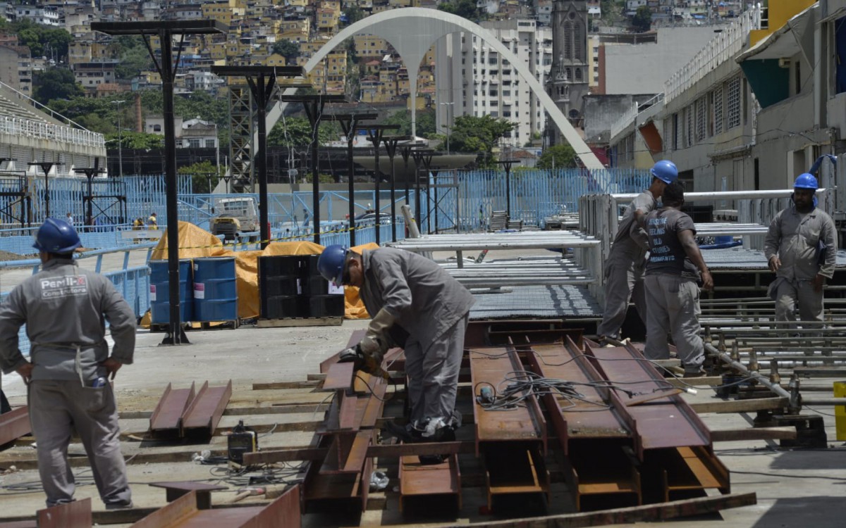 Obras na Marqu&ecirc;s de Sapuca&iacute;
