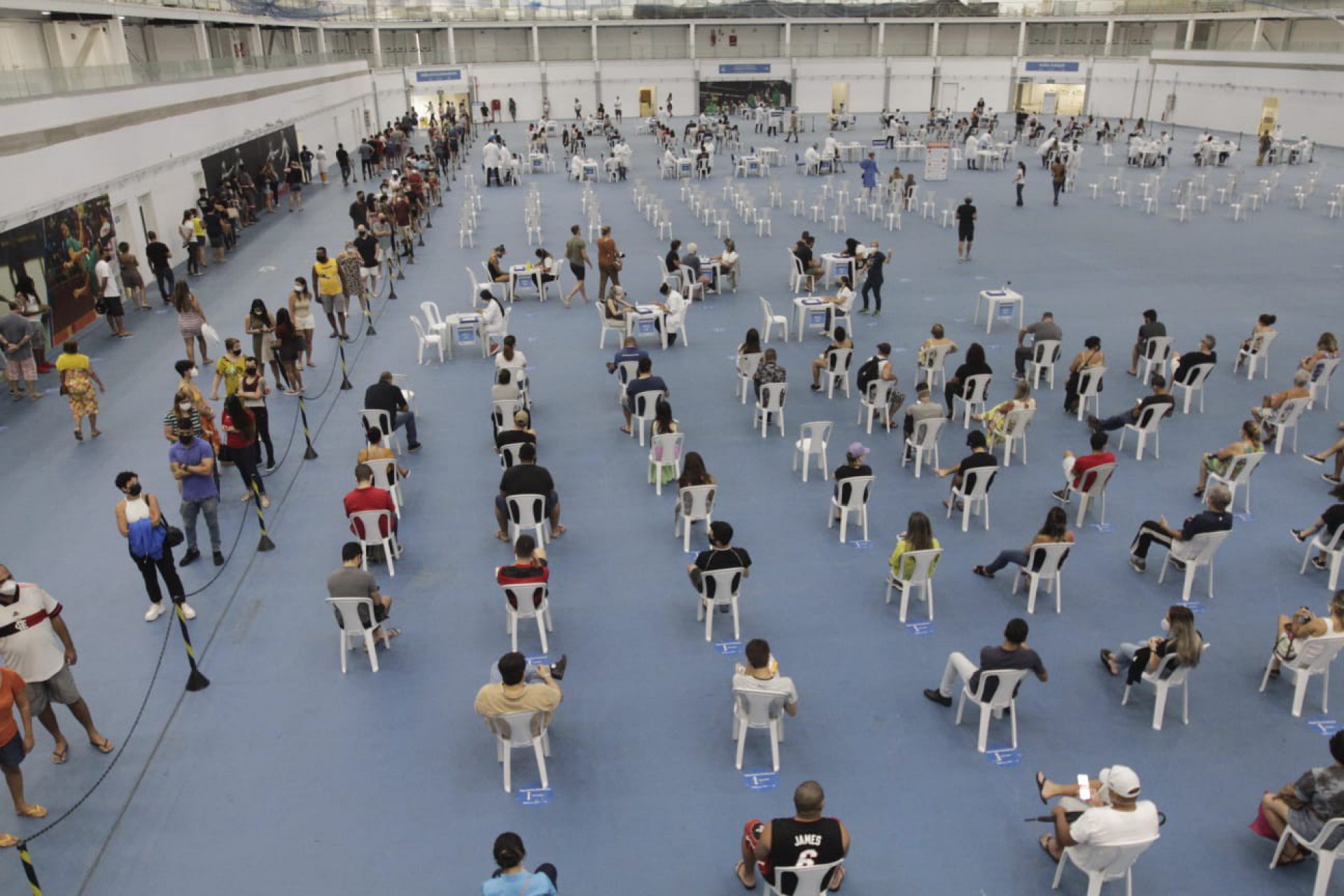 Unidade do Parque Olímpico teve grande procura já nas primeiras horas da manhã - Marcos Porto/Agência O Dia