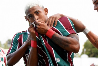 Revelação do Fluminense admite seus erros no clube: 'Dei alguns vacilos'