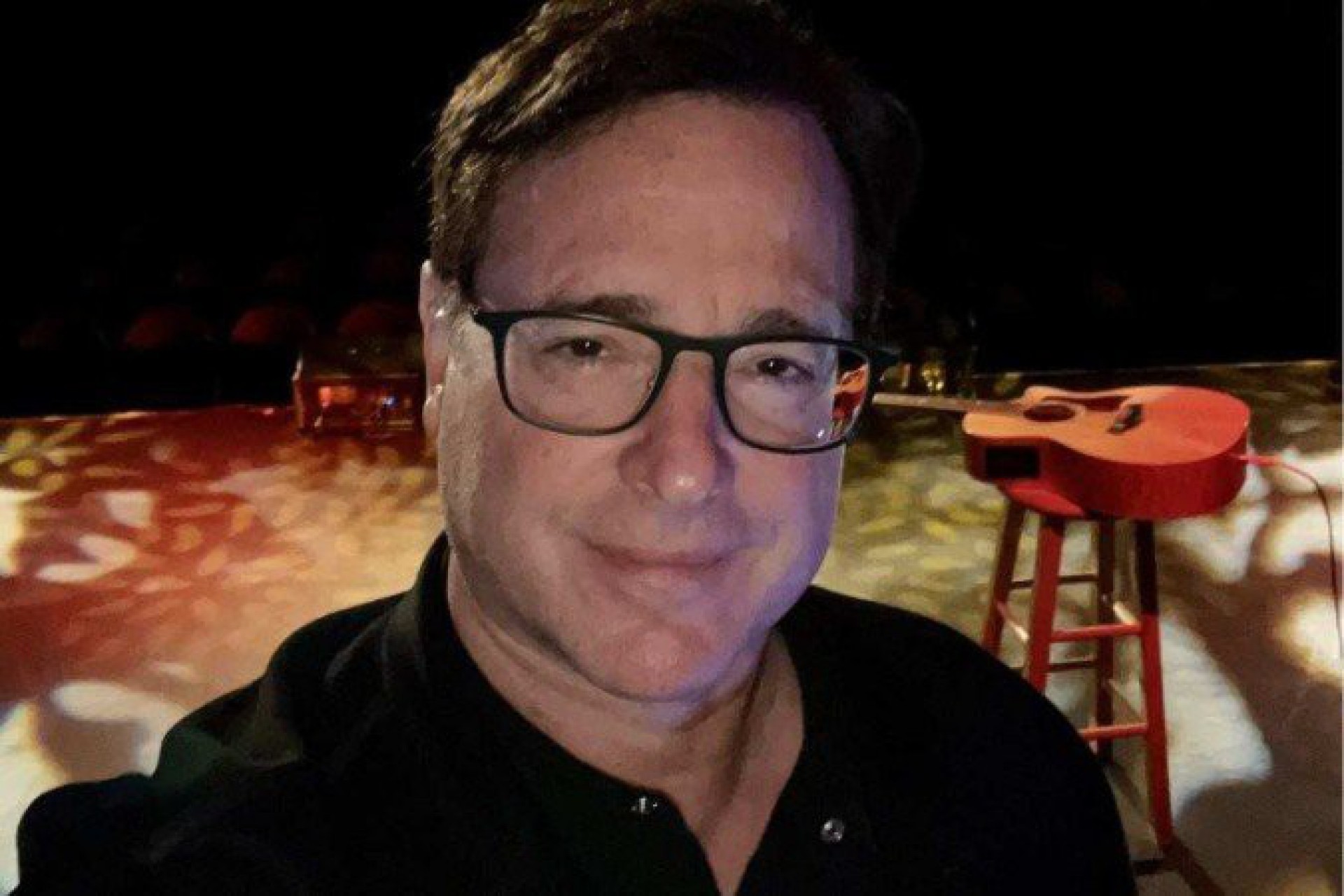 Bob Saget, ator ficou conhcido mundialmente por participar da série 'Três é Demais' - Reprodução/Twitter