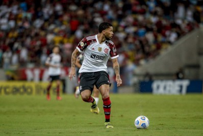 Flamengo pode emprestar atacante para clube da Série B