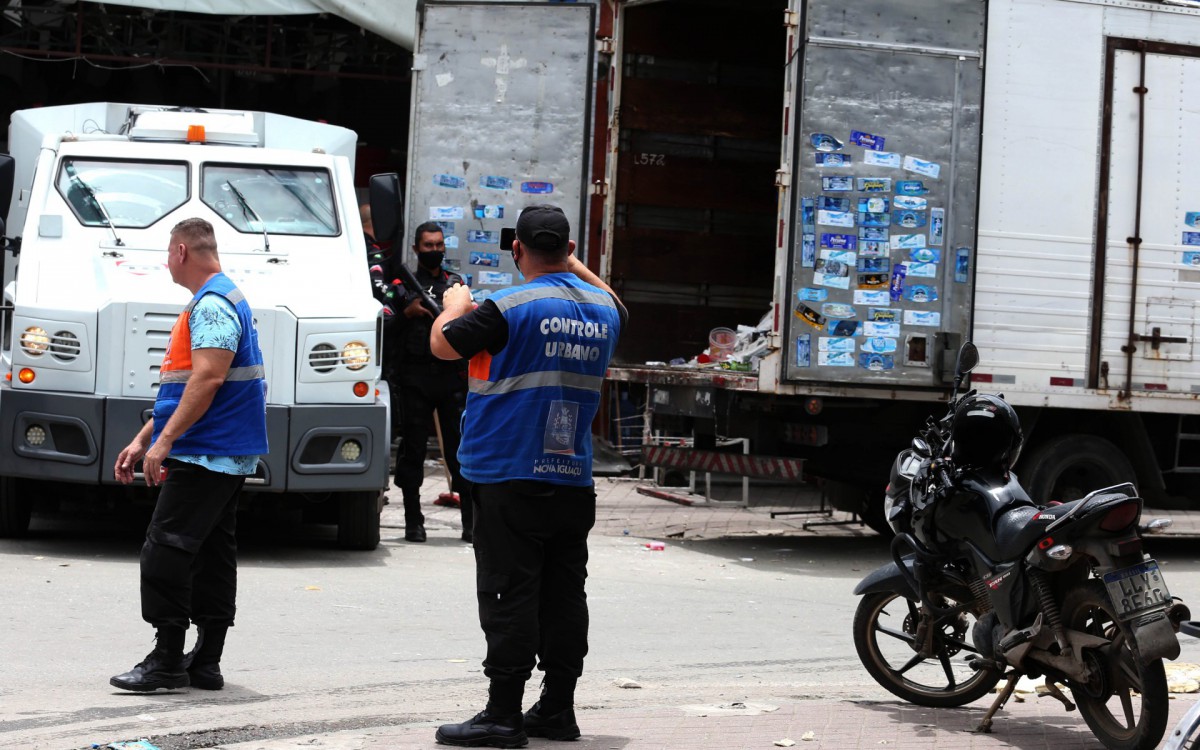 Rio,12/01/2022- NOVA IGUACU, Bairro Jardim Pernambuco, bandidos explodem caixa eletronico em Nova Iguacu. na foto. farmacia onde ficava o caixa eletronico.Foto: Cleber Mendes/Agência O Dia