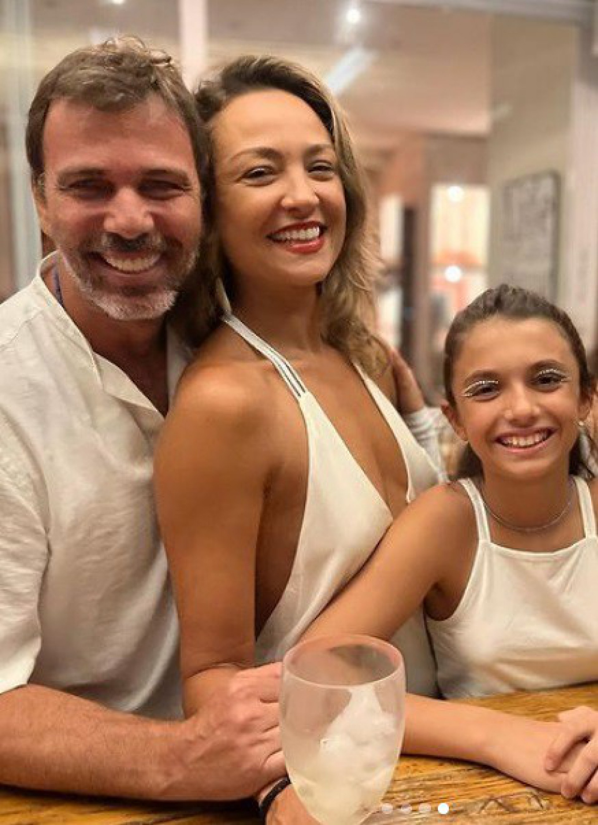 Marcelo Faria, Thatiana Travessos e a filha - reprodução do instagram