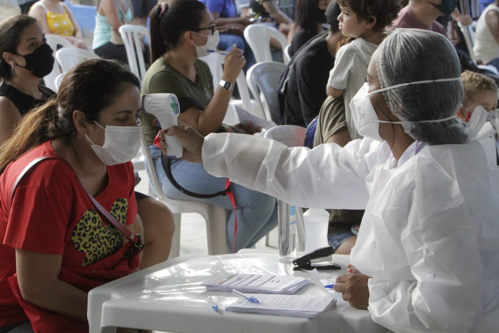 Prefeitura do Rio abriu um novo centro de testagem na Faculdade Cenetista Capitão Lemos Cunha, na Ilha do Governador - MARCOS PORTO/AGÊNCIA O DIA