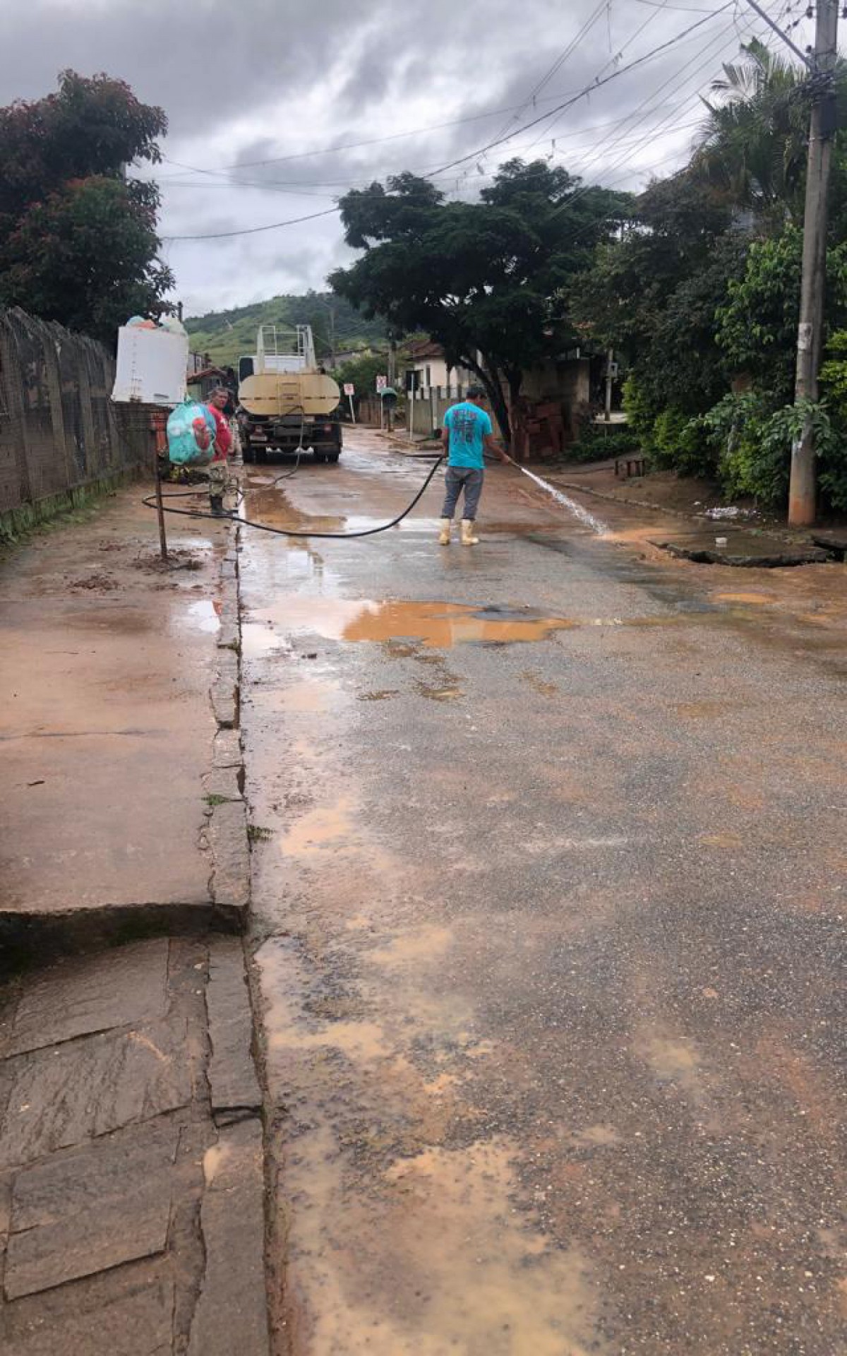 Secretaria de Obras, Agricultura e Defesa Civil, t&ecirc;m trabalhado para minimizar os estragos das chuvas 