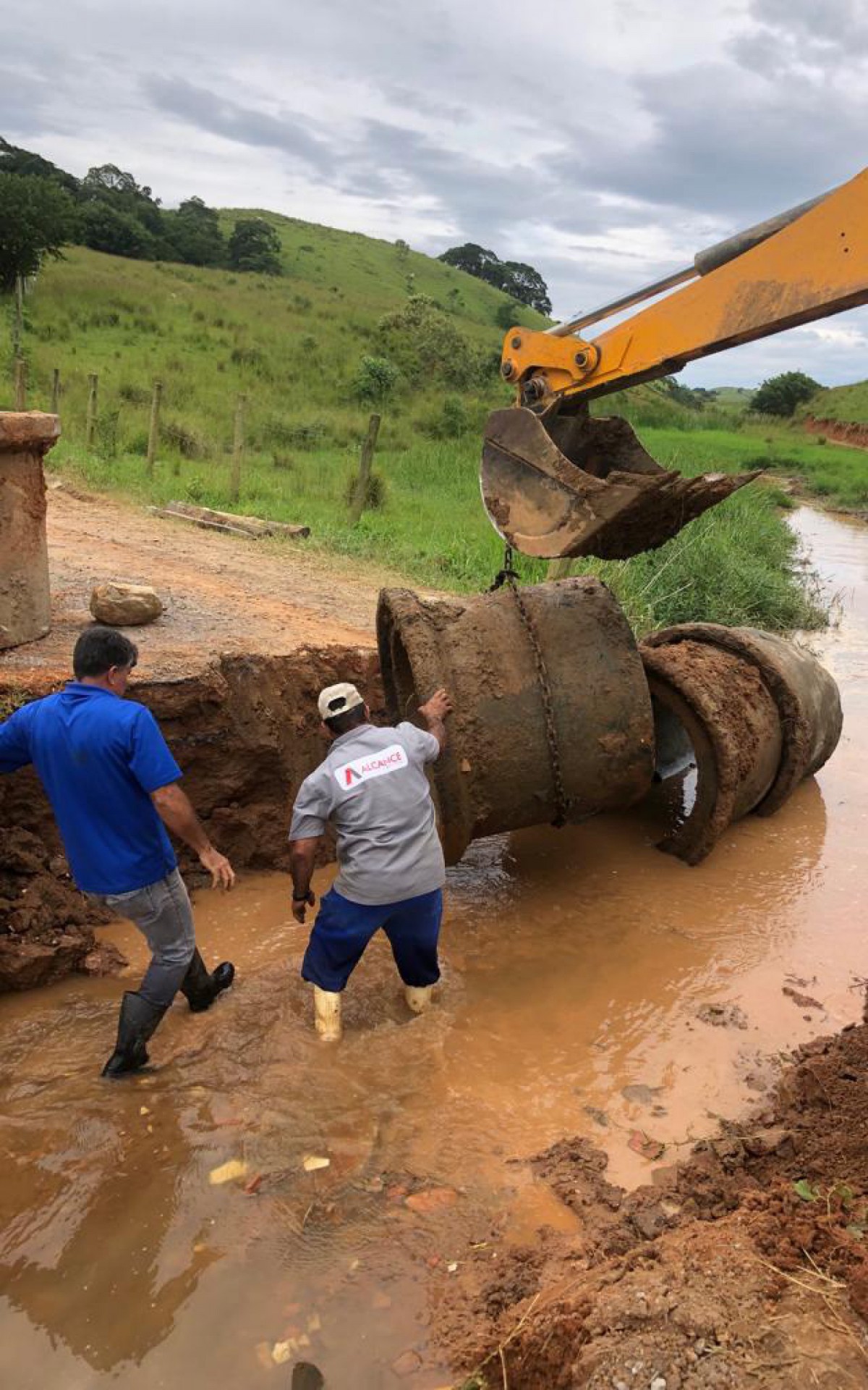 Secretaria de Obras, Agricultura e Defesa Civil, t&ecirc;m trabalhado para minimizar os estragos das chuvas 