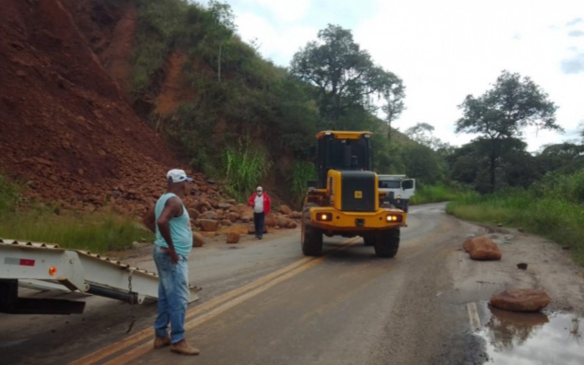 Secretaria de Obras, Agricultura e Defesa Civil, têm trabalhado para minimizar os estragos das chuvas  - Divulgação
