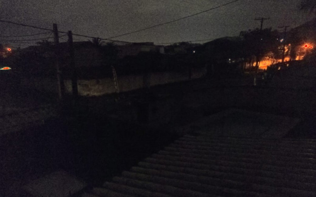 A luz acabou por volta de 00h no bairro de Maravista - Reprodução / Redes sociais