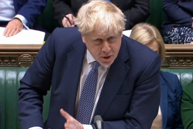 Boris Johnson diz que 'ainda há chance de evitar banho de sangue' na Ucrânia