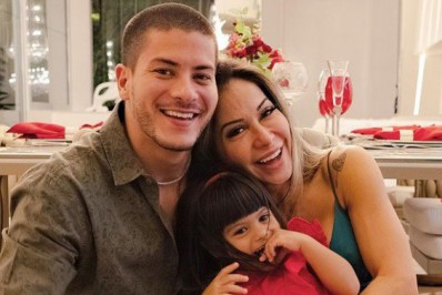 Maíra Cardi desabafa após ataques contra filha de Arthur Aguiar, do 'BBB 22': 'Triste'