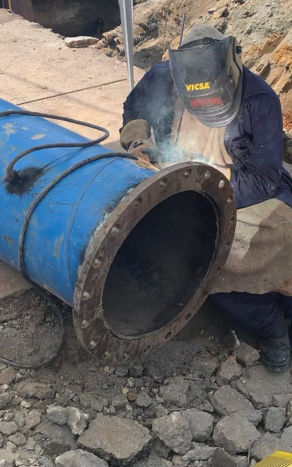 &Aacute;guas do Rio faz manobra para melhoras abastecimento de &aacute;gua em Caxias