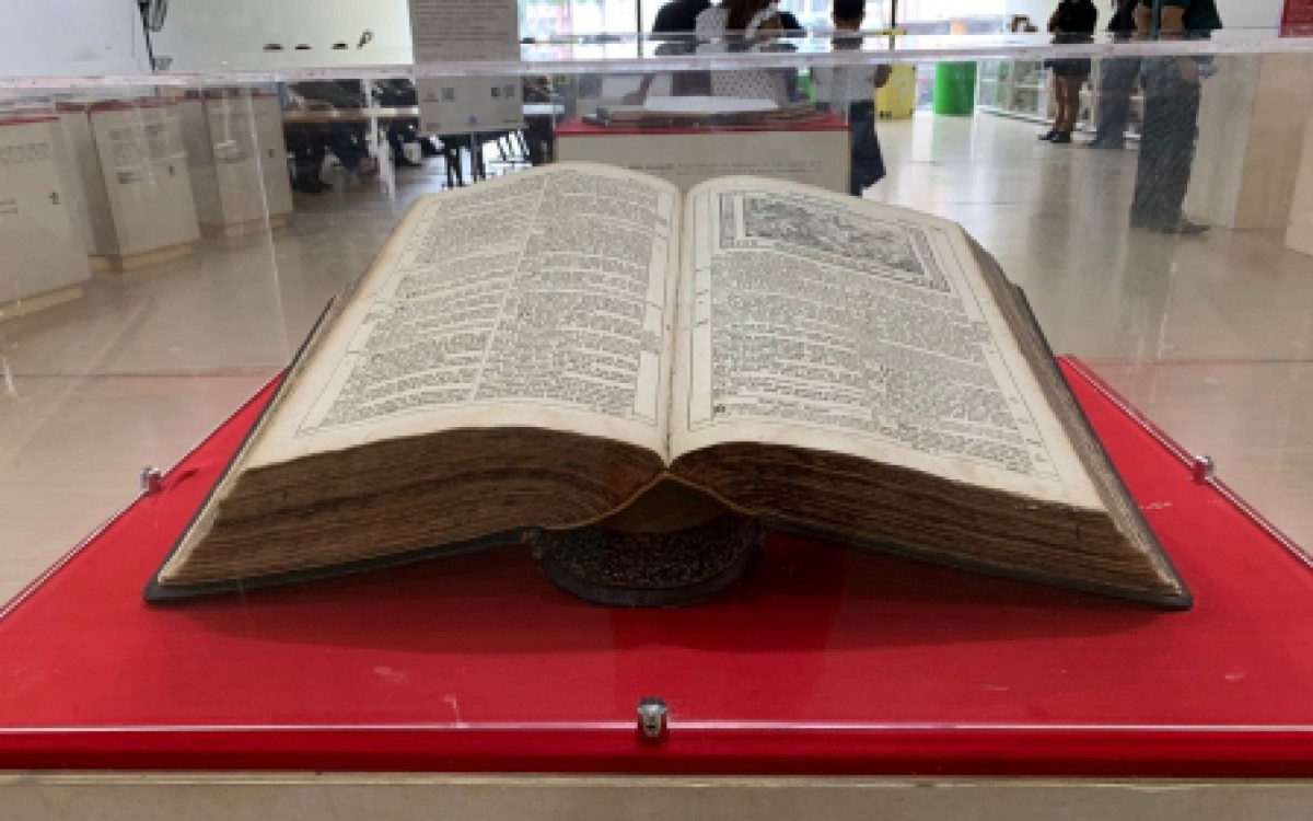 Exposi&ccedil;&atilde;o sobre a B&iacute;blia Sagrada em Duque de Caxias