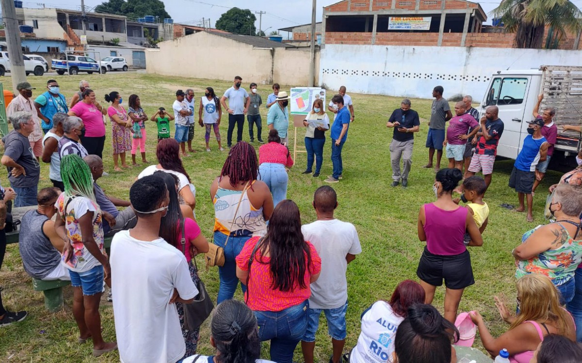 Pra&ccedil;a do G&aacute;s, em Inhoa&iacute;ba