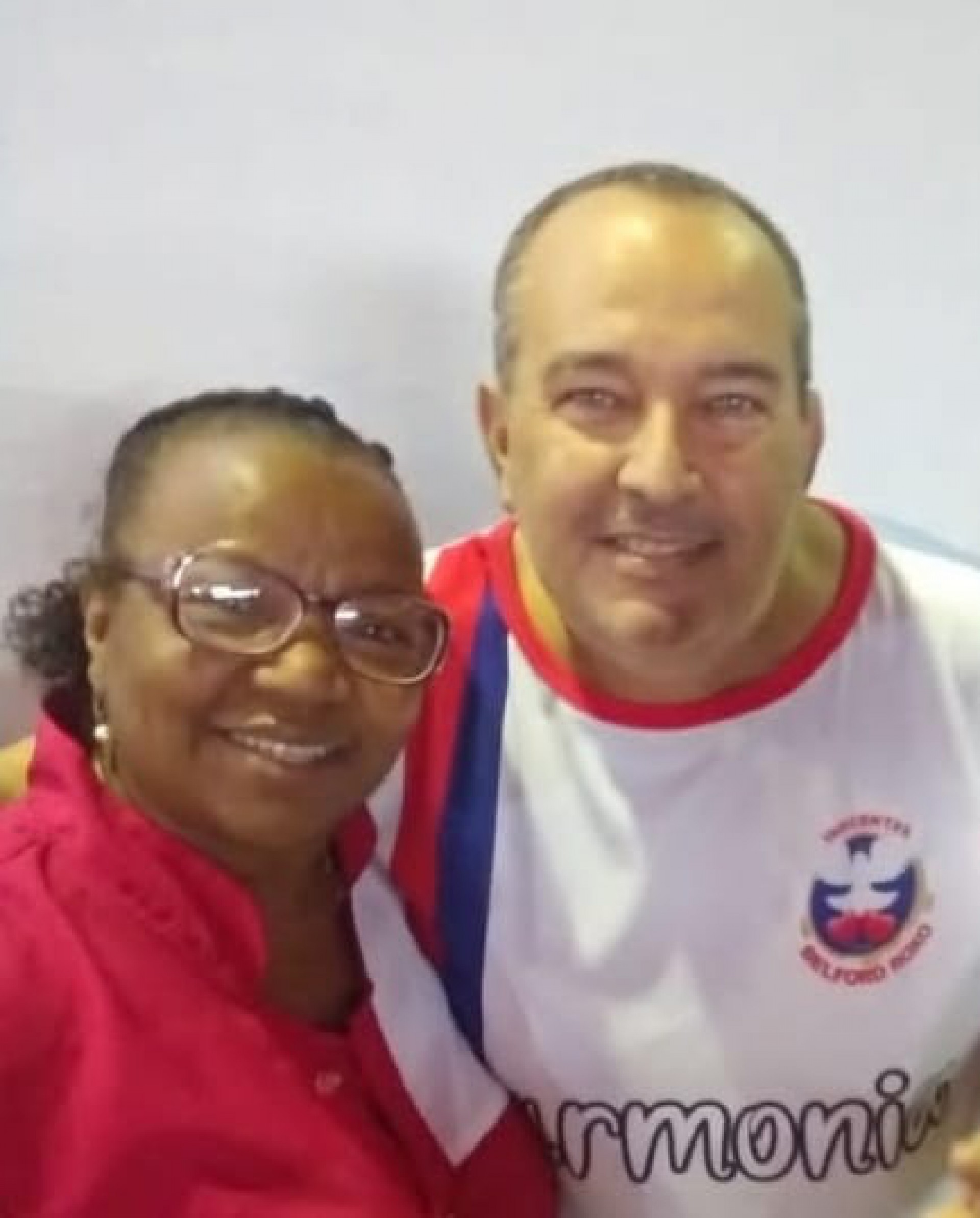 Maur&iacute;cio Carim com a presidente de ala, Mercedes Cardoso - Divulga&ccedil;&atilde;o