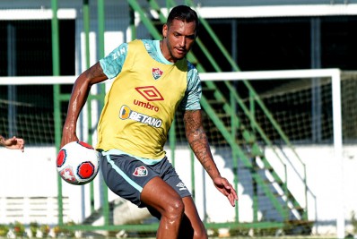 David Duarte pode voltar a ser relacionado pelo Fluminense no domingo