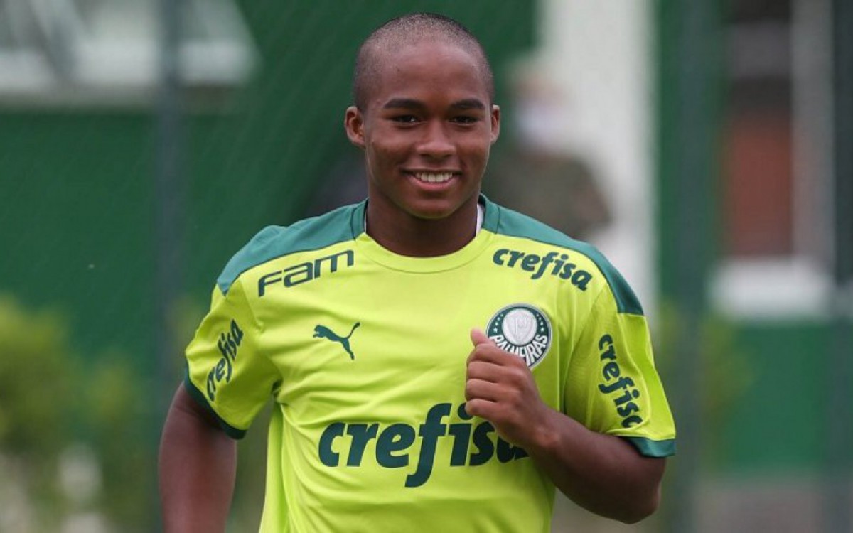Flamengo demonstrou interesse na contrata&ccedil;&atilde;o de Endrick, jovem de 15 anos do Palmeiras
