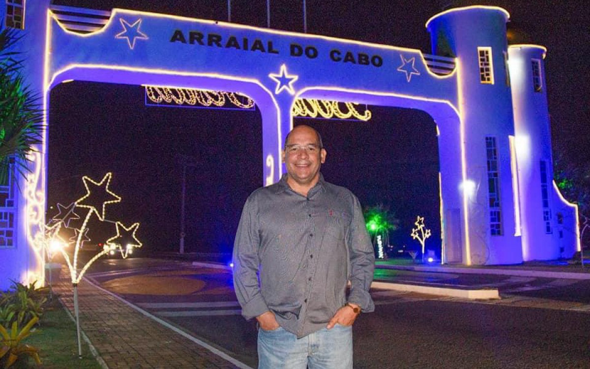 Marcelo no Pórtico. Decoração natalina foi um sucesso, ensaio para festa de aniversário da cidade em maio