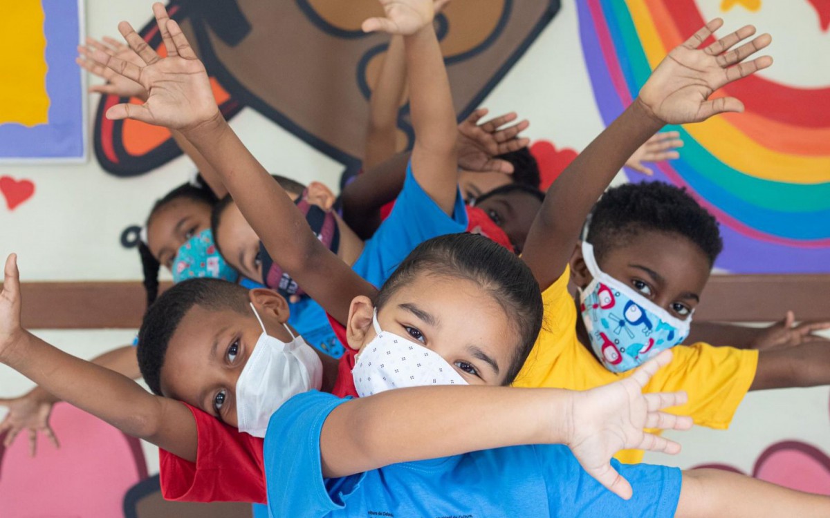 Crianças e jovens de Acari, Caju e Cidade de Deus já podem se matricular em atividades artísticas gratuitas - Divulgação