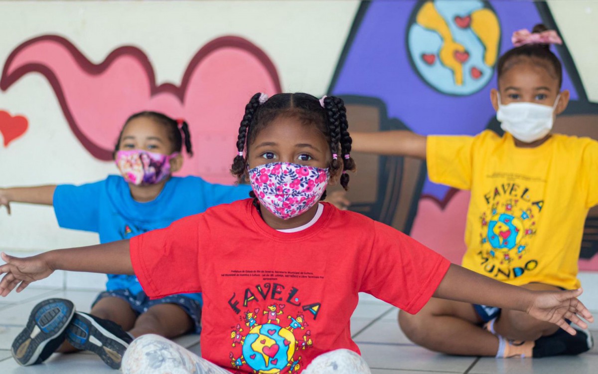 Crianças e jovens de Acari, Caju e Cidade de Deus já podem se matricular em atividades artísticas gratuitas - Divulgação