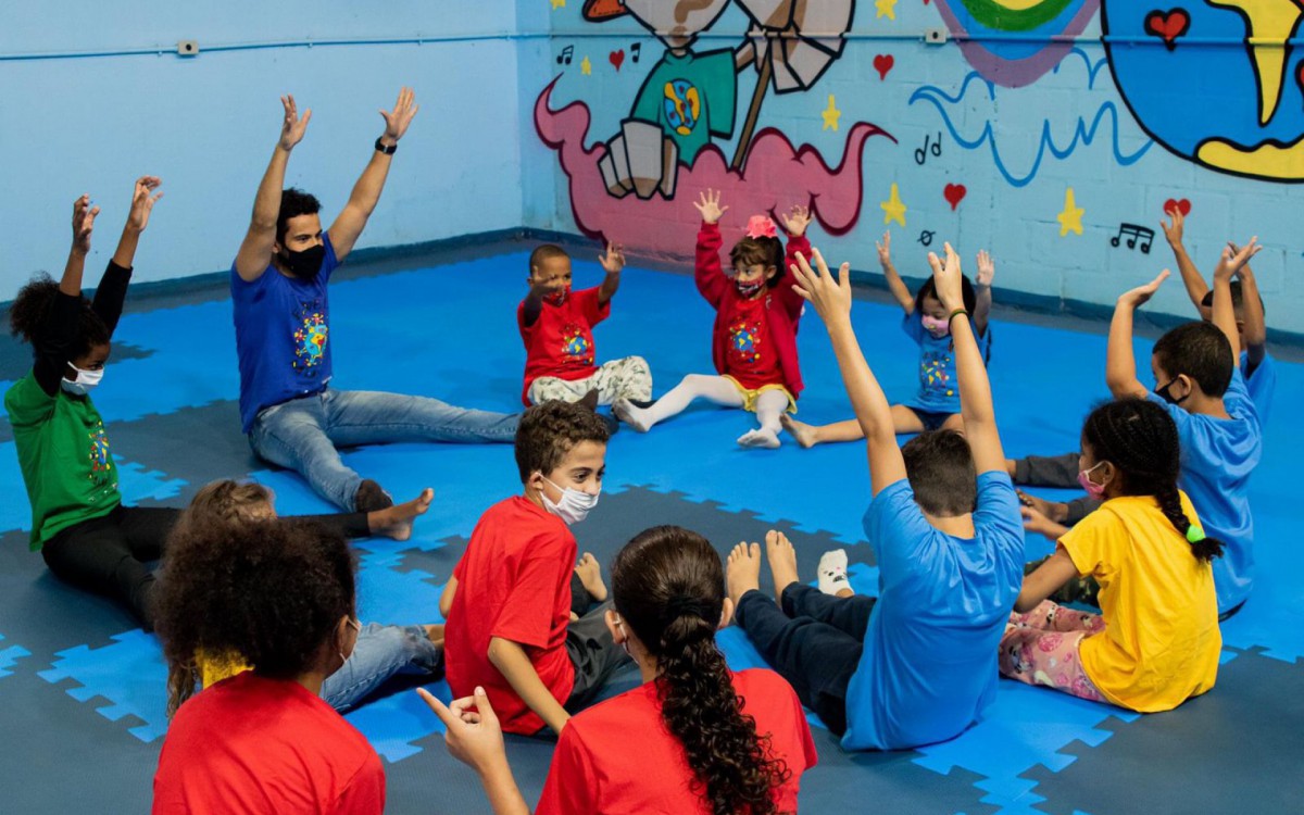 Projeto já beneficiou mais de 11 mil pessoas, cerca de 7 mil alunos foram de crianças a partir de 2 anos - Divulgação