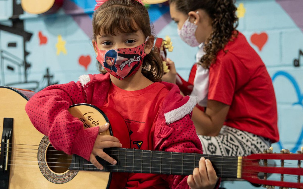 Crianças e jovens de Acari, Caju e Cidade de Deus já podem se matricular em atividades artísticas gratuitas - Divulgação