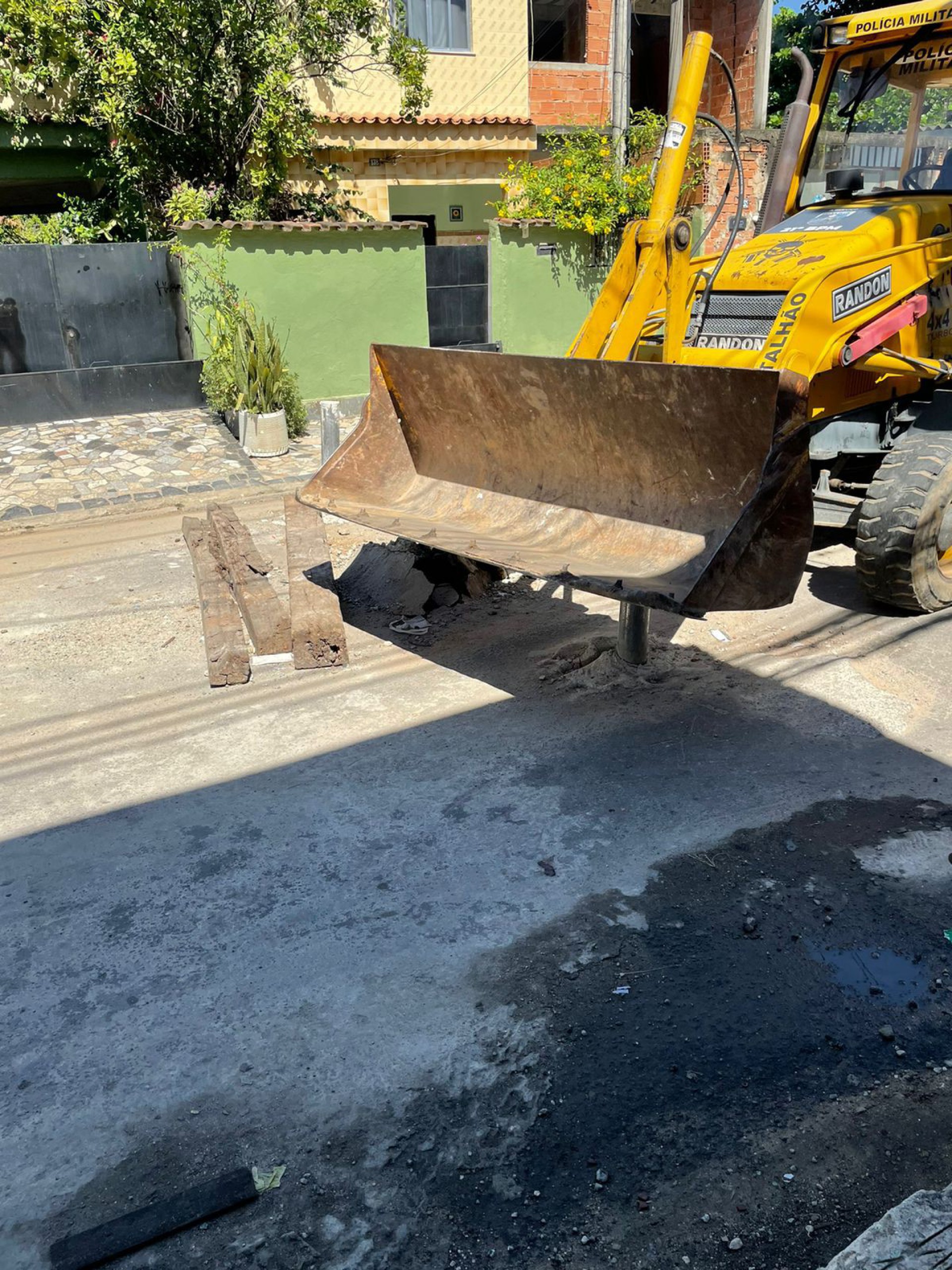 O objetivo da a&ccedil;&atilde;o &eacute; trazer de volta o direito de ir e vir da popula&ccedil;&atilde;o local - Divulga&ccedil;&atilde;o/ 21&ordm; BPM