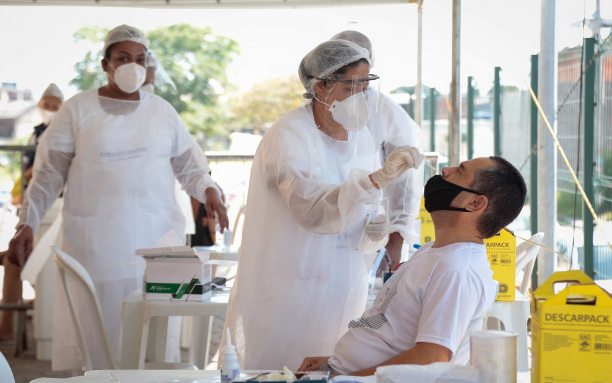 Centro atende pacientes com sintomas de s&iacute;ndrome gripal