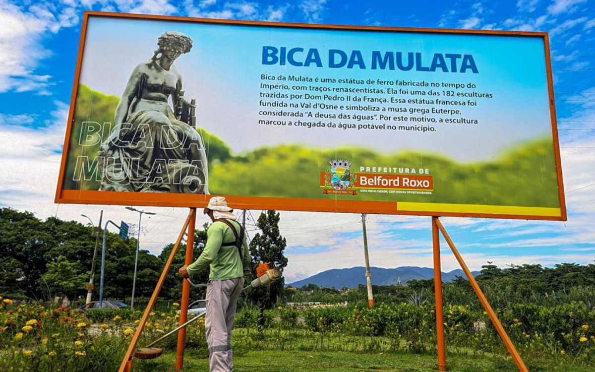 Na rotat&oacute;ria da Bayer est&aacute; localizada a Bica da Mulata, um monumento hist&oacute;rico de Belford Roxo