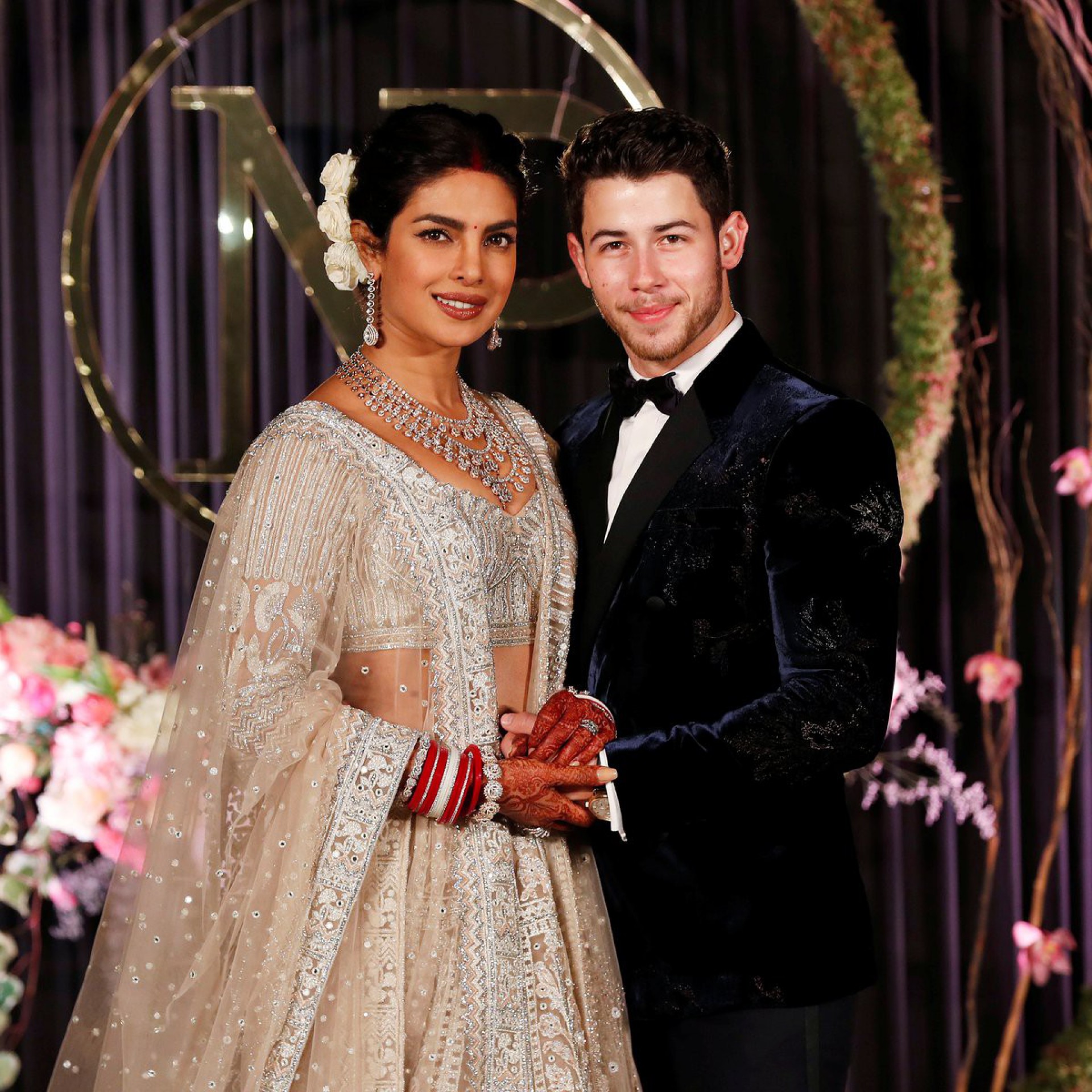 Nick Jonas com a esposa, Priyanka Chopra - Reprodução