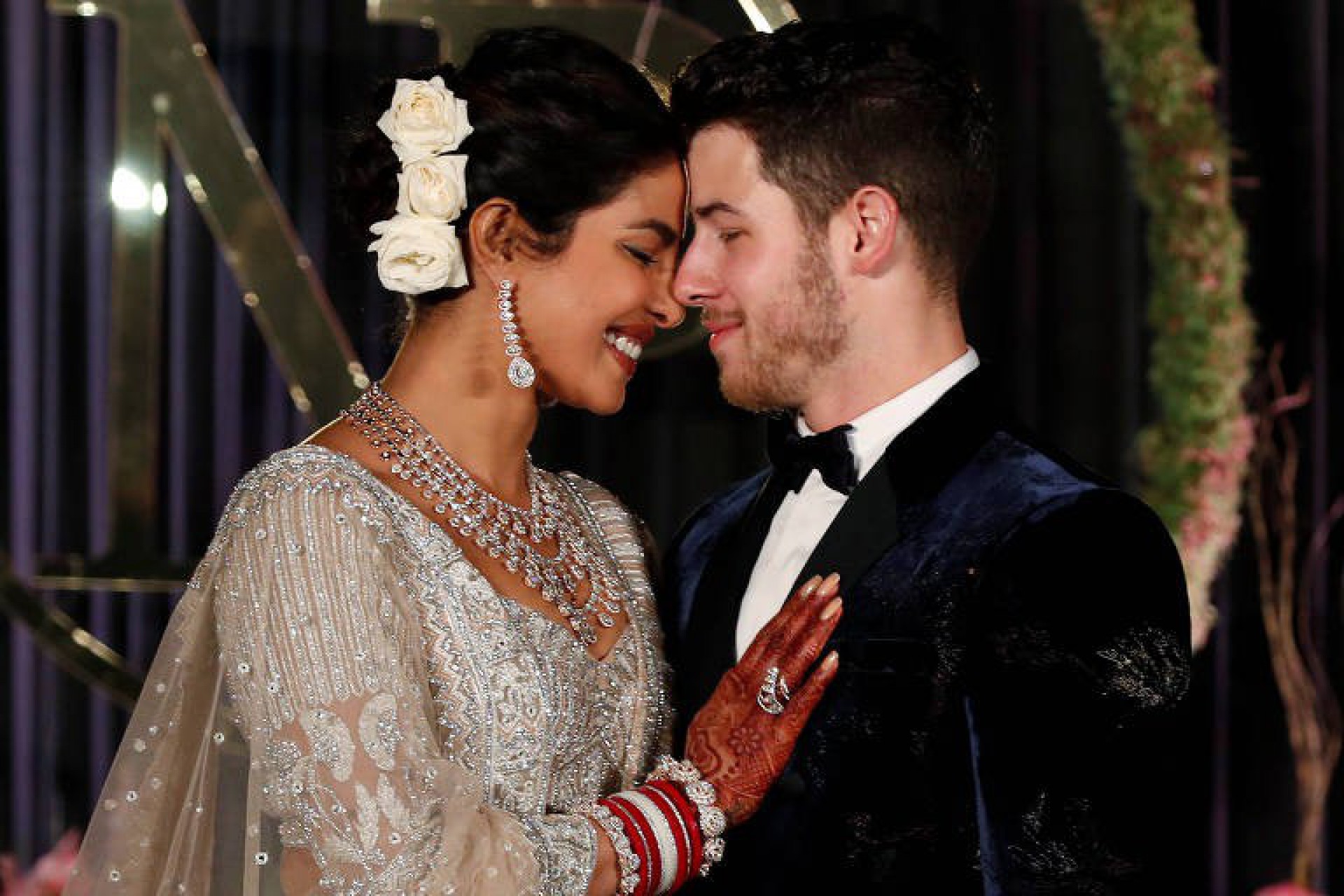Nick Jonas com a esposa, Priyanka Chopra - Reprodução