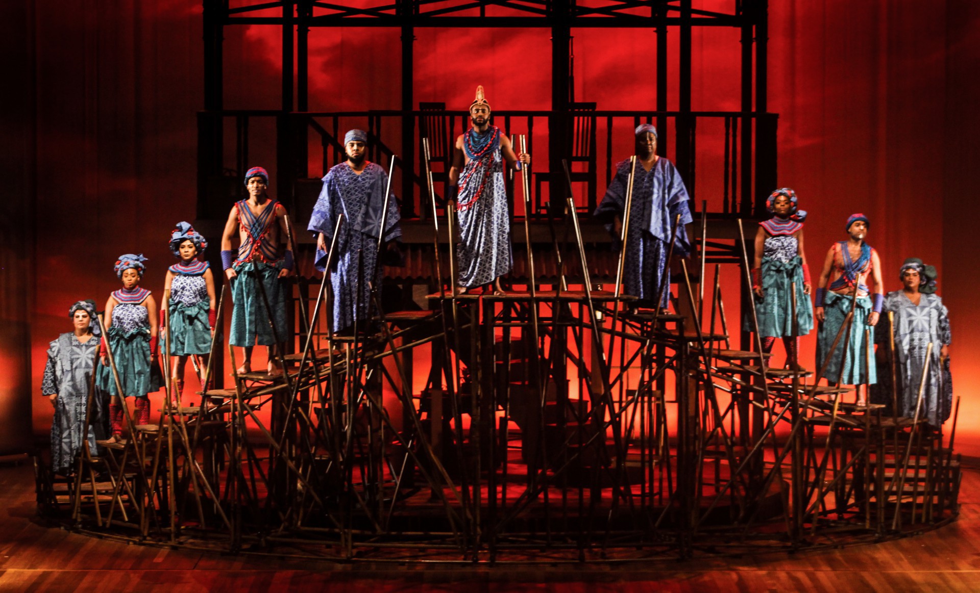 Trecho do musical 'A Cor Púrpura', adaptado no Brasil por Artur Xexéo - Rafael Nogueira