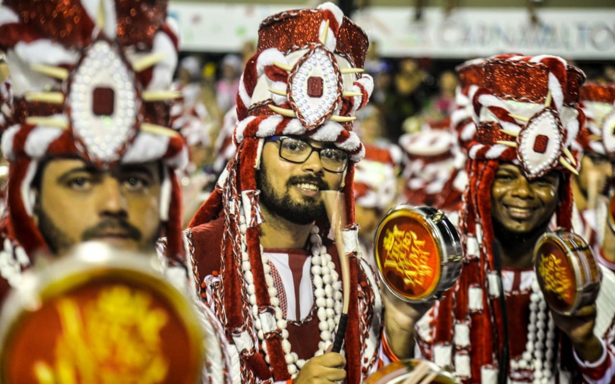 Profissional do samba: Ewerton Pereira - Arquivo pessoal