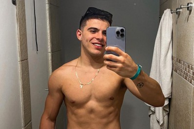 Thomaz Costa recebe proposta para realizar fetiche inusitado por R$ 100 mil