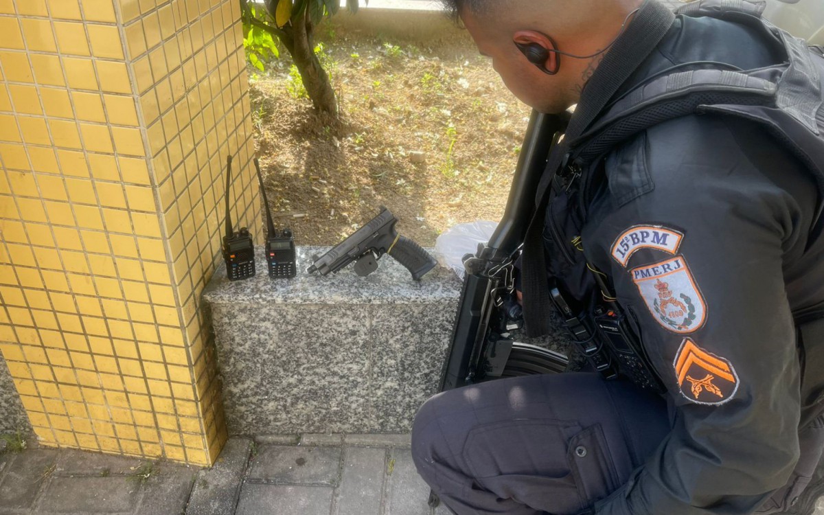 PM apreendeu r&aacute;dios comunicadores nas duas comunicadas