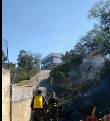 Inc&ecirc;ndio ocorreu no bairro de Vilatur - Divulga&ccedil;&atilde;o