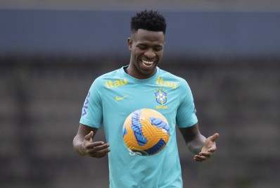 Vinicius Júnior anuncia sua própria coleção de NFTs