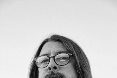 Dave Grohl, do Foo Fighters, fala da vida pessoal e carreira em autobiografia