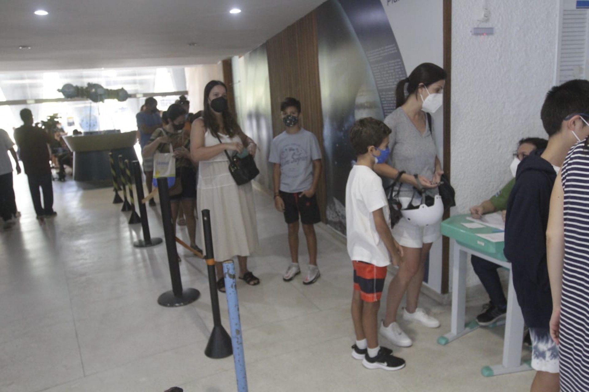 Vacinação infantil no Planetário da Gávea. Nesta quarta-feira (26), crianças de 10 anos começaram a se vacinar - MARCOS PORTO/AGÊNCIA O DIA