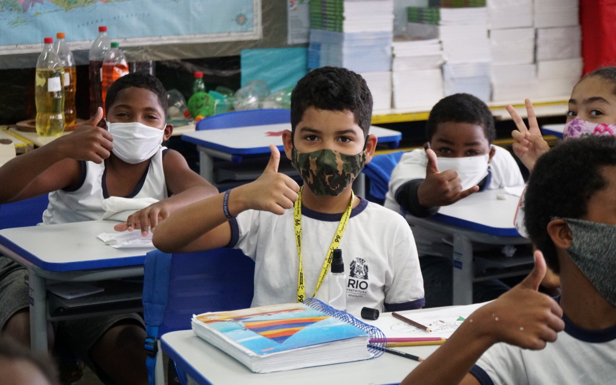 Aulas devem voltar a ter ano em regime presencial a partir de fevereiro                  