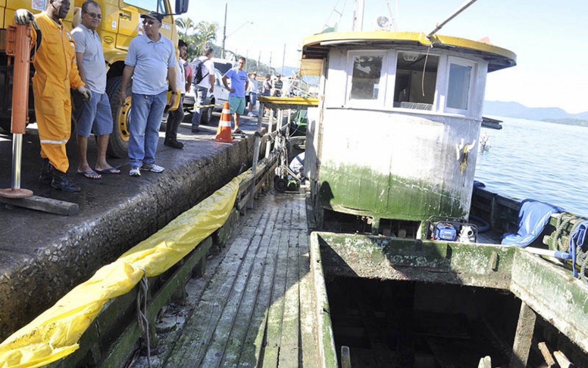 Em 2014, uma grande opera&ccedil;&atilde;o foi realizada para retirar a embarca&ccedil;&atilde;o do fundo mar