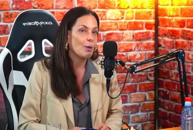 Carolina Ferraz relembra morte do pai: 'Foi assassinado com seis tiros'