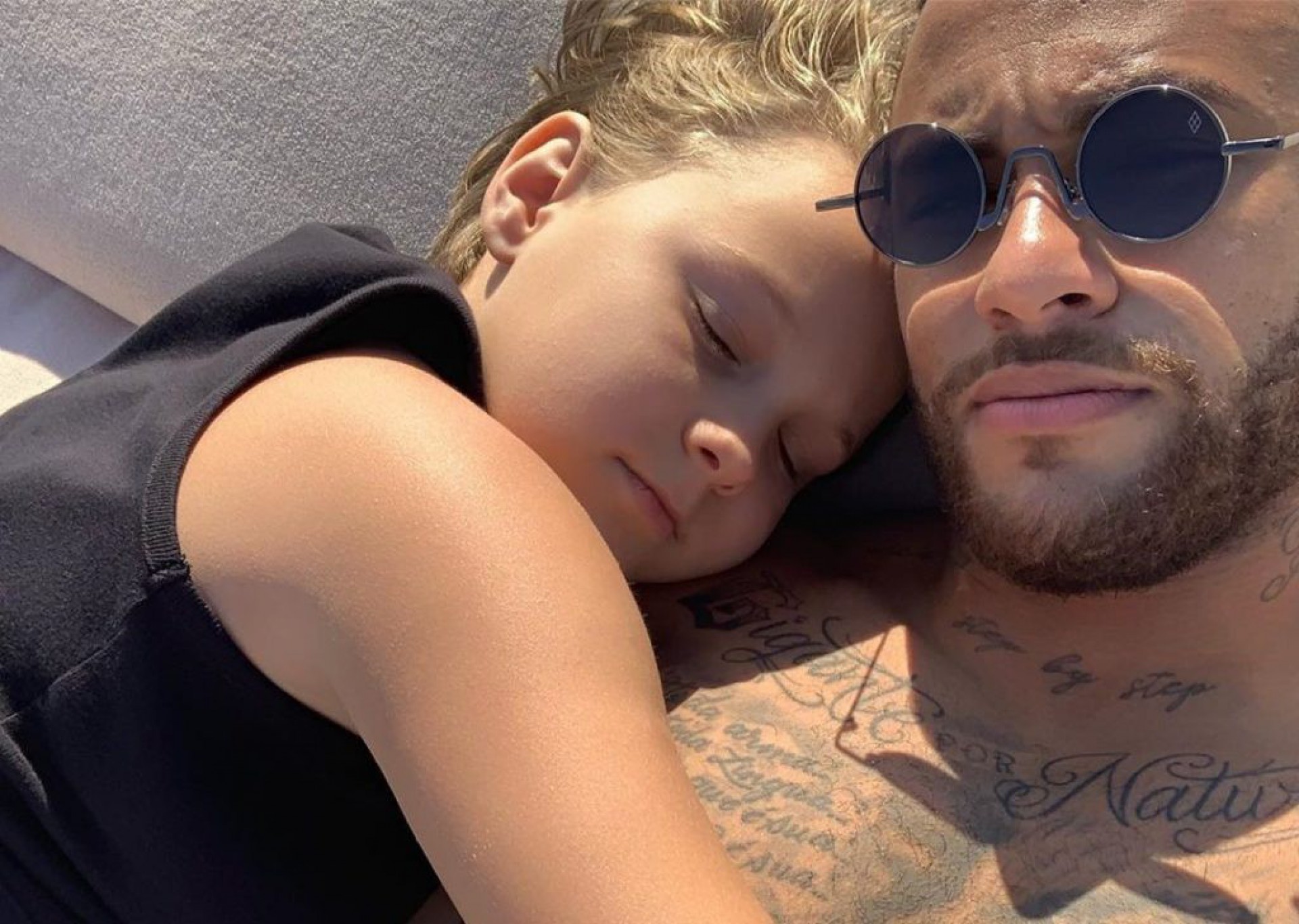 Neymar com o filho, Davi Lucca - Reprodução: Web